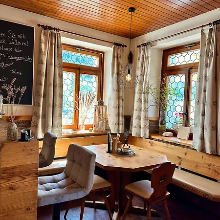 Πανδοχείο Veranstaltungshotel Jaegerheim Ausserbinn