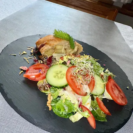 Veranstaltungshotel Jaegerheim 여관 Ausserbinn