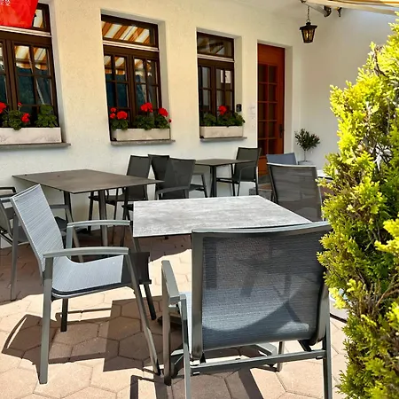 여관 Veranstaltungshotel Jaegerheim *