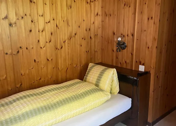 Veranstaltungshotel Jaegerheim אורחן