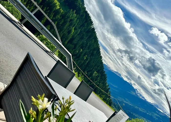 Veranstaltungshotel Jaegerheim Fogadó Ausserbinn