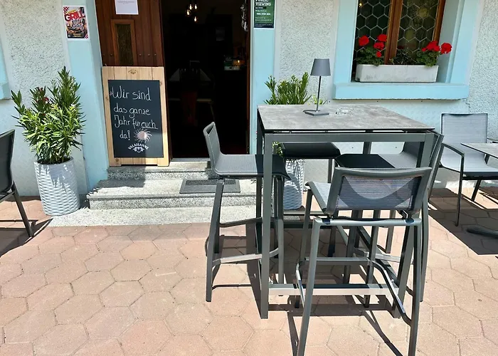 Veranstaltungshotel Jaegerheim * Ausserbinn