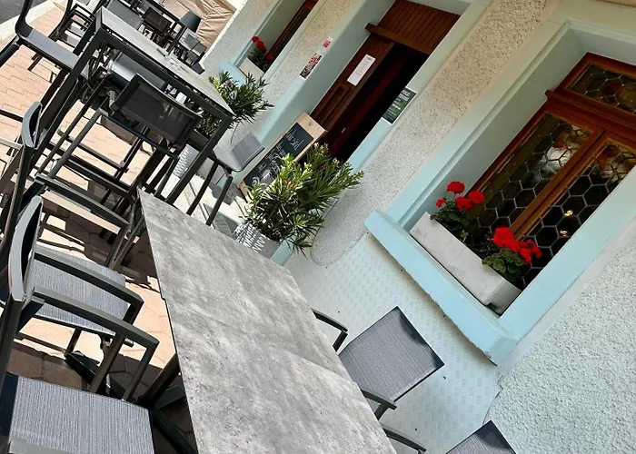 Veranstaltungshotel Jaegerheim Fogadó *