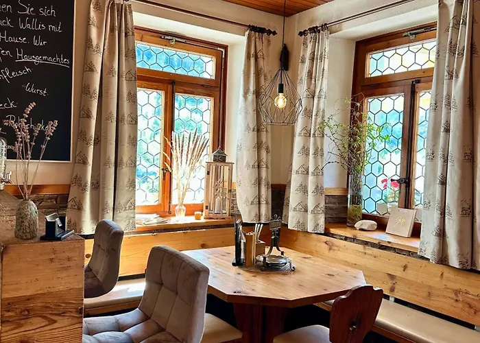 Värdshus Veranstaltungshotel Jaegerheim Ausserbinn